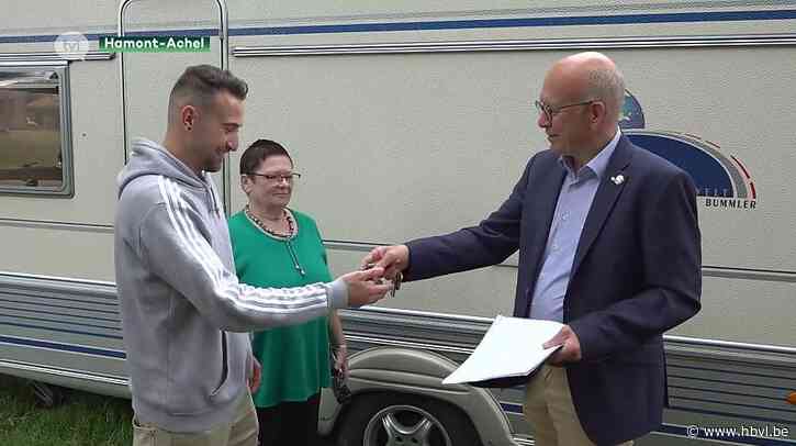 Caravan die ingezet werd tijdens wateroverlast Wallonië wordt nu gebruikt om dakloze jongeren uit Achel op te vangen