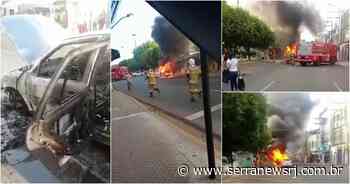 Fogo consome veículo no Centro de Itaperuna; veja o vídeo - Serra News