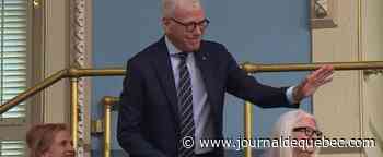 Pierre Bruneau reçoit la médaille d'honneur de l’Assemblée nationale