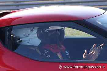 Carlos Sainz, test a Fiorano con un asso del pallone - FormulaPassion.it