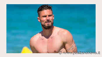 L'attaccante del Milan Olivier Giroud si rilassa a Capri dopo la vittoria dello scudetto - Positanonews - Positanonews