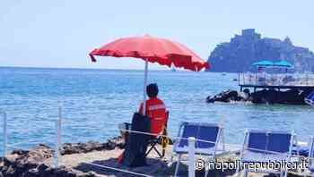 Ischia e Capri, c'era una volta il bagnino: “Mestiere in via d'estinzione” - La Repubblica