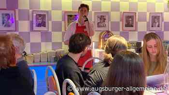 Karen's Diner: Setzen, essen, Klappe halten: Pöbelnde Kellner begeistern in Australien | Augsburger Allgemeine - Augsburger Allgemeine