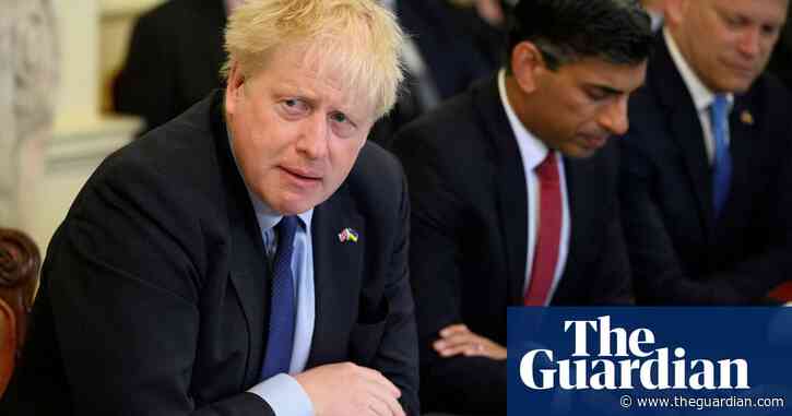 Senior Tory MPs renew calls to Boris Johnson for urgent tax cuts