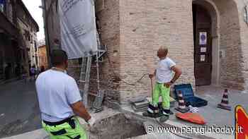 Cantiere comunale, pensaci tu! All’opera per colmare la lacuna sulla pavimentazione fra piazza Cavallotti e via Baldeschi - PerugiaToday