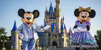 This Couple Threw A Wedding With Disney Characters And No Food - Delish