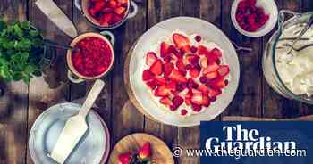 Chefs’ tips on their favourite summer party cakes - The Guardian