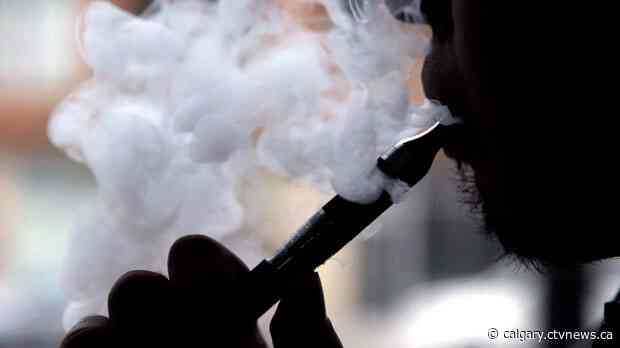 Calgary councillors reject ban on smoking, vaping in parks and on pathways