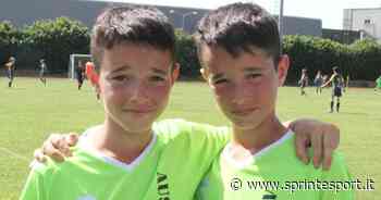 A 12 anni sono i nuovi gemelli del calcio: Marco terzino destro juventino, Lorenzo terzino sinistro milanista - Sprint e Sport