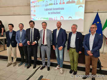 Merate | Giovani e istituzioni: al Liceo "Agnesi" un momento di incontro - Lecco Notizie