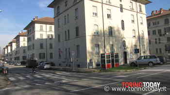 Rissa nel cortile dei palazzi a Torino Pietra Alta: patrigno e figliastro feriti a coltellate e fermati - TorinoToday