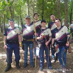 Tiro con l'arco storico - Brillanti risultati degli Arcieri del Castello di Enna - Dedalomultimedia