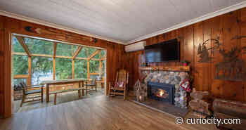 This lakefront Maple Valley Airbnb has a glass atrium & is only 40 minutes from Seattle - Curiocity