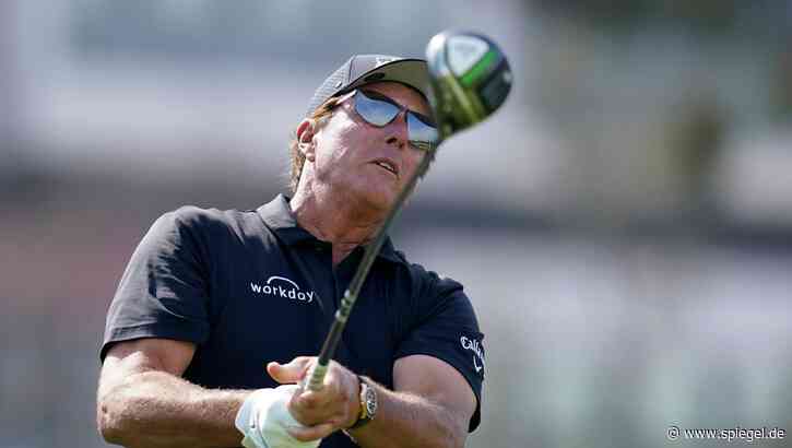 Umstrittene Golfserie: Golfstar Mickelson nimmt nach langem Zögern an Saudi-Turnier teil - DER SPIEGEL