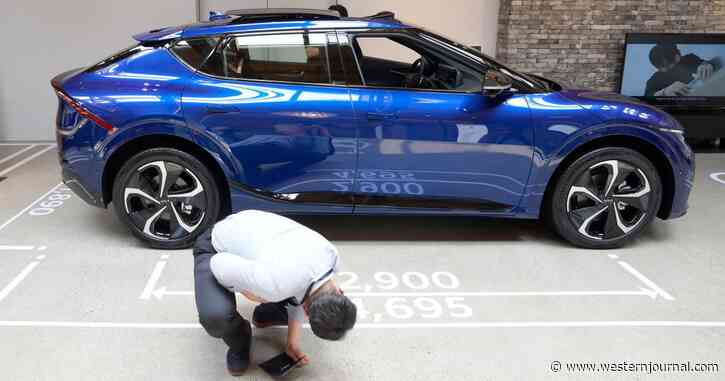 Journalist Takes Road Trip in Electric Car, Spends More Time Charging Than Sleeping - Now Says Gas Smells So Sweet