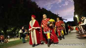 Cavalcata dell'Assunta di Fermo: spettacolare investitura dei priori, ora al lavoro per i Carmina Burana del 1° luglio - Vivere Fermo