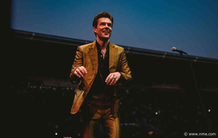 Watch as fan joins The Killers on drums during Falkirk show