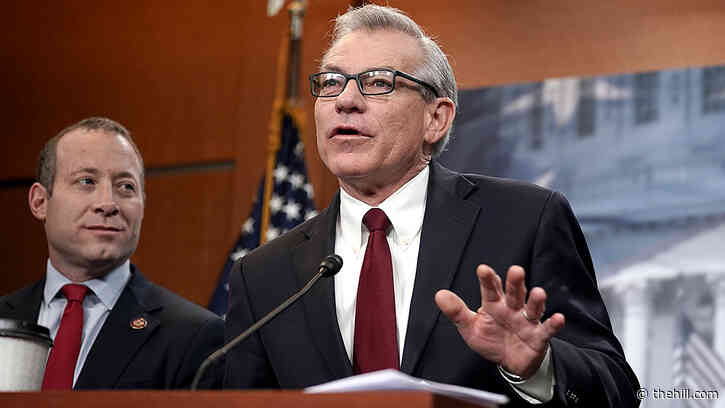 Lawmakers focus on prevention, cures to curb US health insurance costs