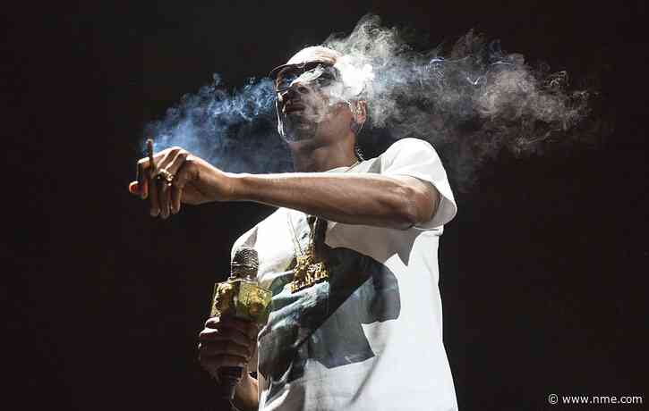 Snoop Dogg says personal blunt roller’s “salary went up” because of inflation