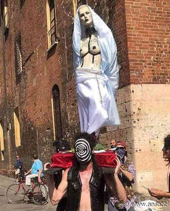 Pride:dopo 'l'oltraggio', a Cremona rosario riparatore in piazza - Agenzia ANSA