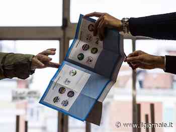 Dietrofront del governo: ai seggi senza mascherina