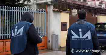 Blitz anticamorra all’alba di oggi: 25 arresti nel clan Mallardo - Fanpage.it