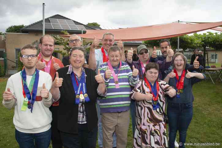 Deelnemers Special Olympics als helden onthaald