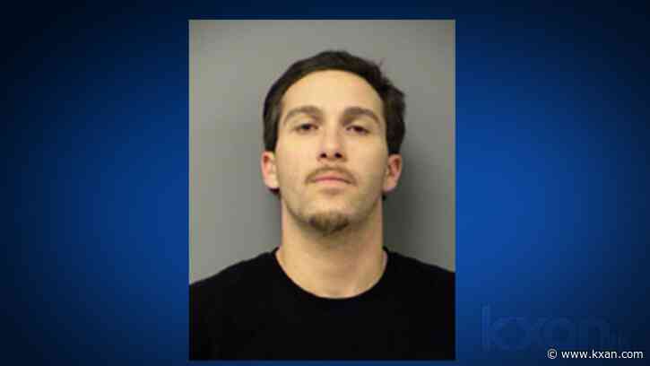 APD needs help finding man accused of trying to strangle ex-girlfriend