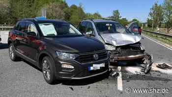 Vorfahrt missachtet: Agethorst: Zwei Autos kollidieren an A23-Abfahrt bei Schenefeld - shz.de