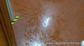 Soverato, atti vandalici a una scuola secondaria di primo grado - CatanzaroInforma