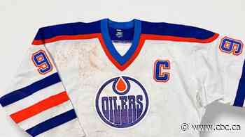 This Wayne Gretzky Edmonton Oilers jersey just sold for a record $1.45M US - CBC.ca