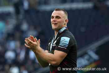 Saracens flanker Ben Earl crowned Premiership player of the season - St Helens Star