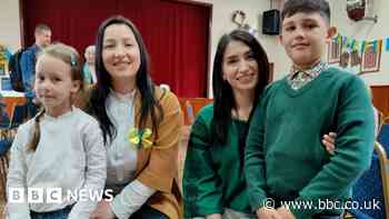 Refugees say expats make Coventry 'like a little Ukraine' - BBC