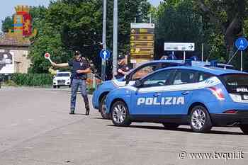 CONTROLLI NEL CUORE DI CARPI, IDENTIFICATE 60 PERSONE - Tvqui