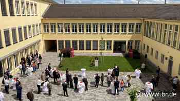 Kanadisches Unternehmen eröffnet "AI Innovation Lab" in Ansbach - br.de