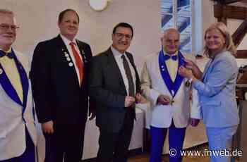 Tauberbischofsheim: Landesehrennadel für Michael Noe - Tauberbischofsheim - Nachrichten und Informationen - Fränkische Nachrichten