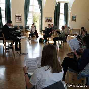 Sindelfingen: Konzertprobe zwischen Klangpracht und Silbendetails - Sindelfinger Zeitung / Böblinger Zeitung
