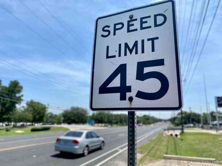 City to consider lowering speed limits at nearly 50 streets Thursday