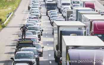Multi-vehicle crash temporarily closed northbound lanes of Interstate 83 in Dauphin County - PennLive