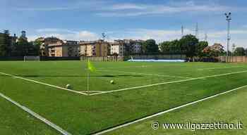 Campo da calcio in erba sintetica, sono terminati i lavori: investimento da 500 mila euro - ilgazzettino.it