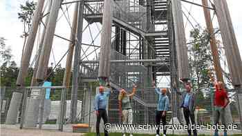 "Nordschwarzwald Trophy": Aussichtsturm "Himmelsglück" in Schömberg wird erstürmt