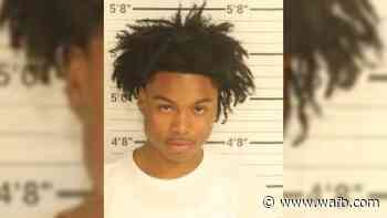 Man steals woman’s car, tries to sell it back to her, police say - WAFB