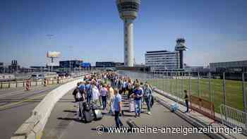 Chaotische Zustände bei Fluglinien: Tausende Passagiere gestrandet - Jetzt auch noch EasyJet-Streik am Freitag