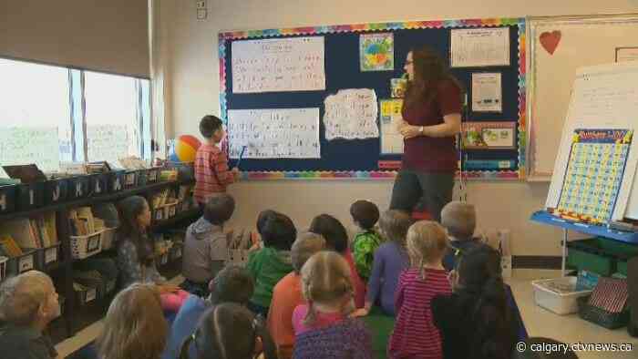 Alberta teachers vote in favour of new deal in close vote