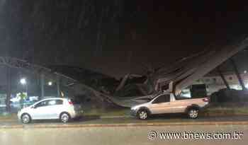 Parte de cobertura do Centro de Abastecimento de Santaluz é destruída em temporal; veja vídeos - BNews