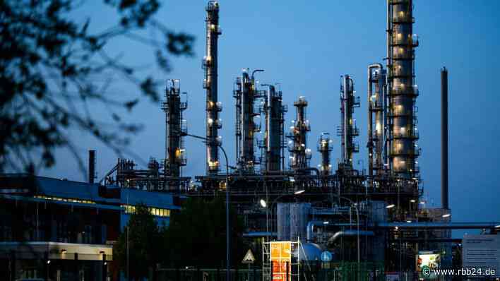 Brandenburger Landesregierung fordert Garantien für Raffinerie in Schwedt - rbb24