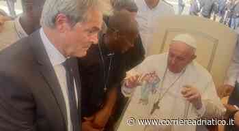 Consegnata al Papa l'icona realizzata nel carcere di Fossombrone. Francesco colpito dall'opera: «Continuate co - corriereadriatico.it