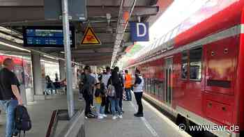 9-Euro-Ticket: Übervolle Regionalzüge an Pfingsten im Bahnhof Ulm - SWR Aktuell
