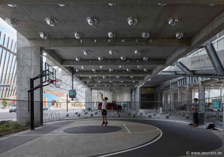 Kanadischer Hybrid
 - Flexibles Parkhaus in Calgary von Kasian und 5468796