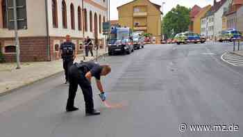 Bluttat in Eisleben: Frau auf offener Straße mit mehreren Messerstichen verletzt - Mitteldeutsche Zeitung